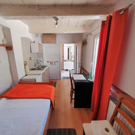 Male Studio Z Mini Kuchnia Homestay Poznan